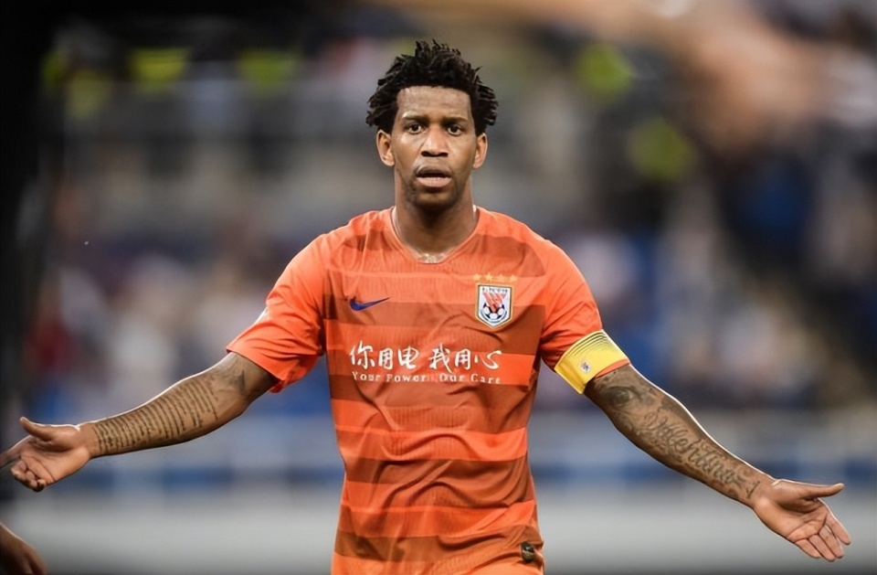 过不少大牌, src