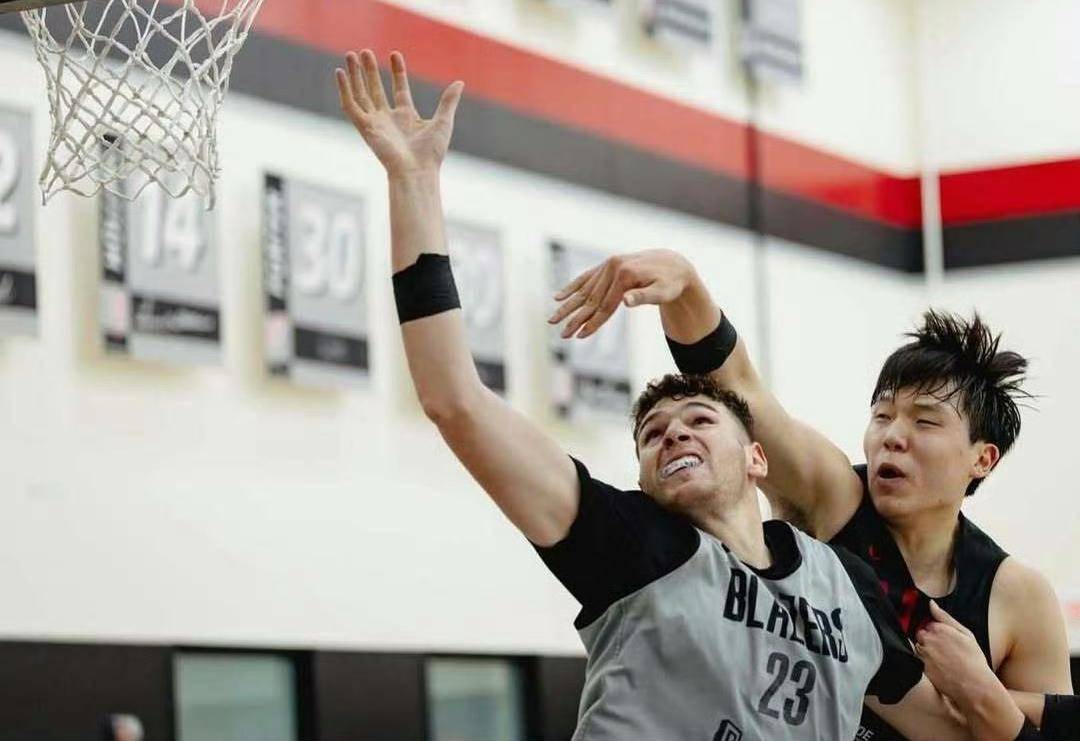 季前赛的硝 季前赛的硝